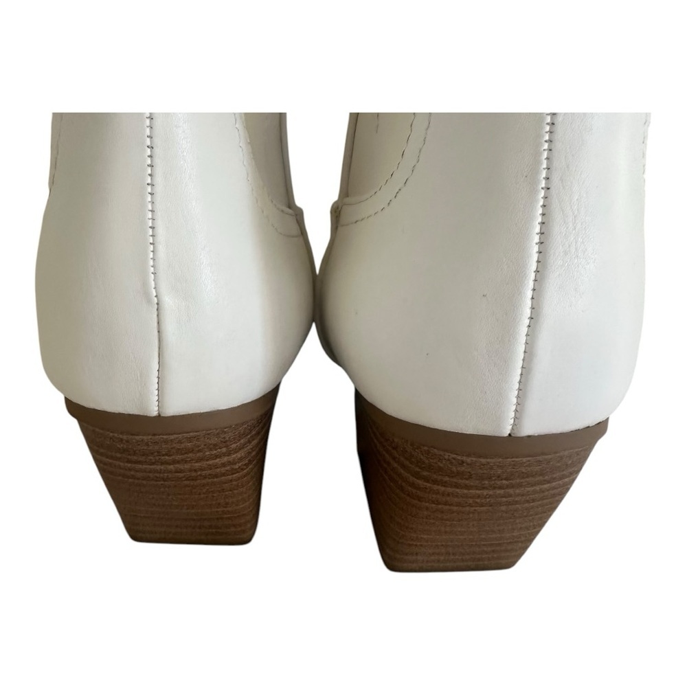 White Soda Blazing Western Ankle Boots with Pointed Toe and Stacked Heel Size 8 - Picture 6 of 7